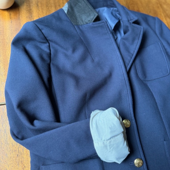 Classic preppy navy blue blazer - Banana Republic - Picture 3 of 8